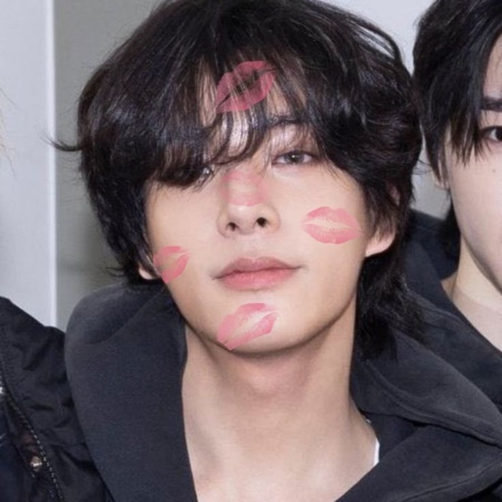 Meet your Posher, Luna